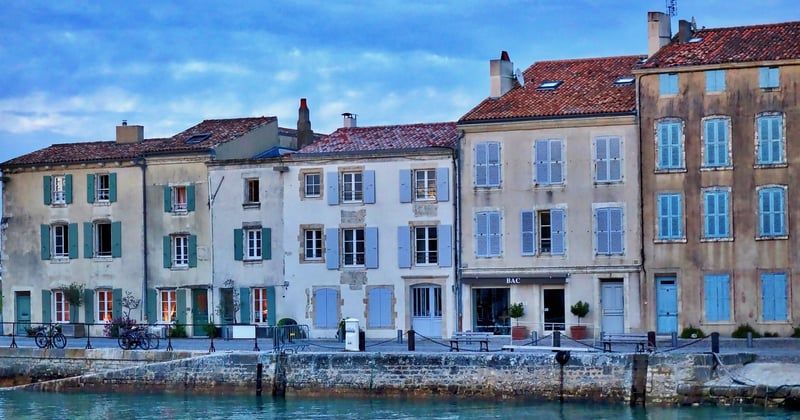 Les couleurs de façade maison tendance 2023 qui subliment votre extérieur