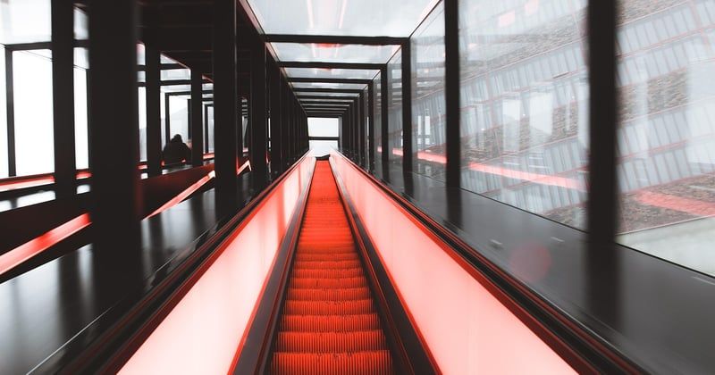 Quel est le prix d'un monte-escalier Stannah ? Guide complet et astuces