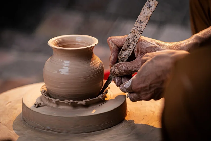 Comment reconnaître un artisan fiable (et éviter les arnaques)