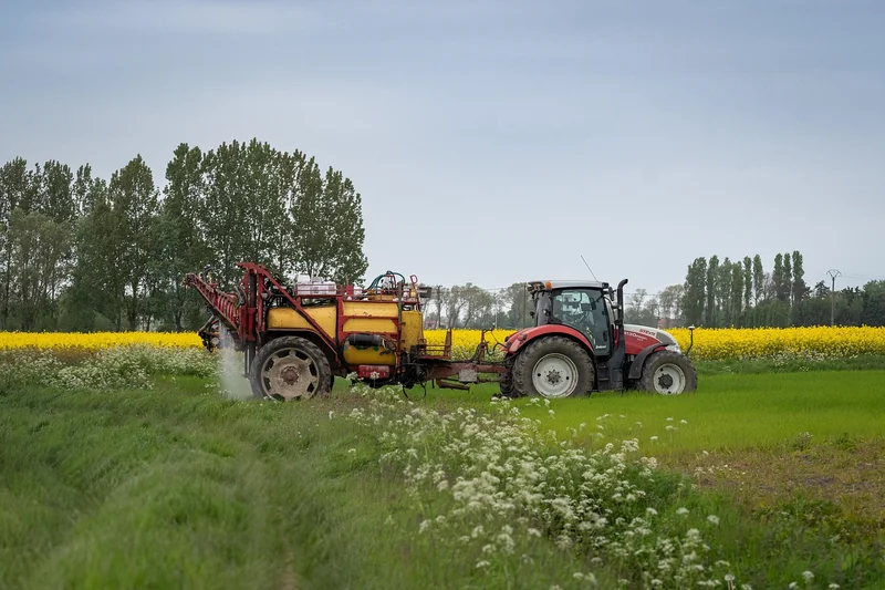 Technique de pulvérisation : le geste qui fait la différence